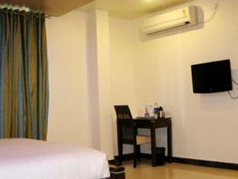 Hotel The Elite Suites Pune Rum bild