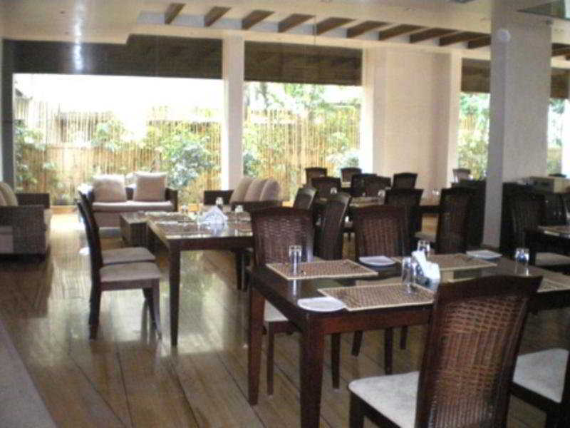 Hotel The Elite Suites Pune Exteriör bild